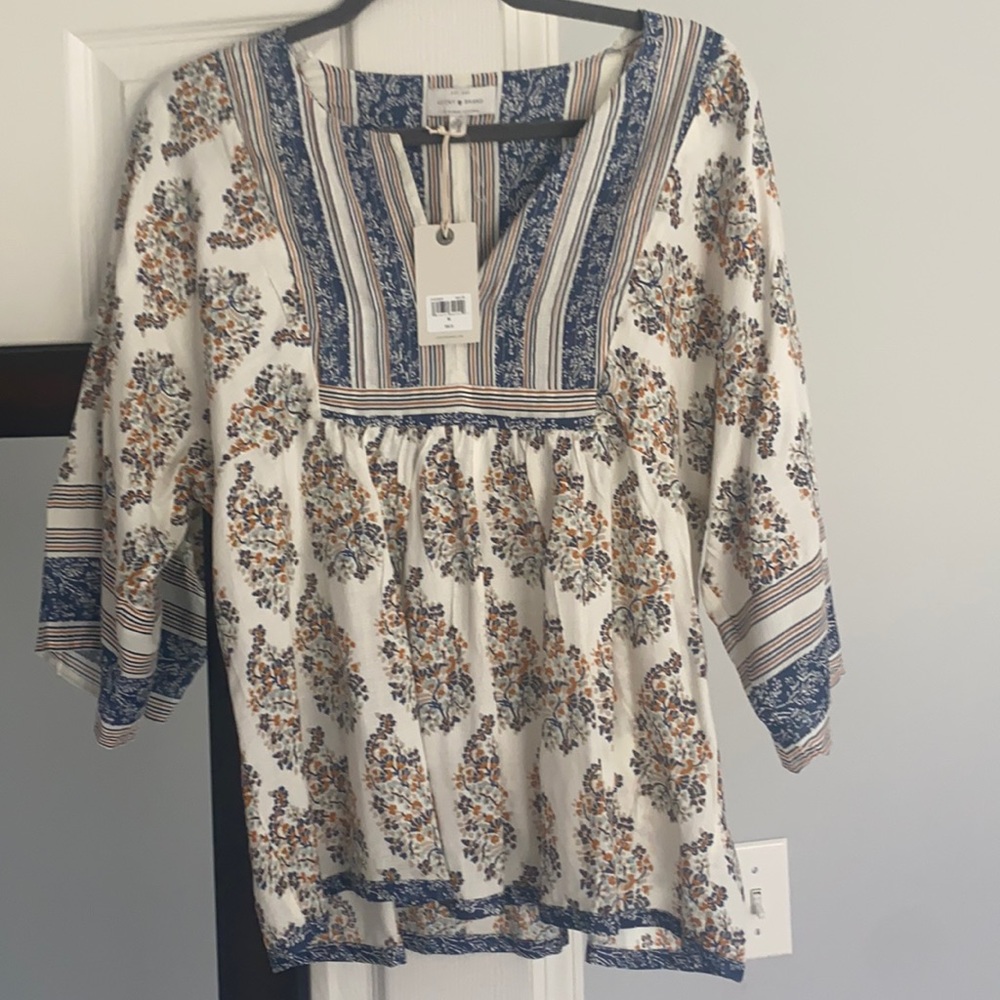 Lucky Brand top